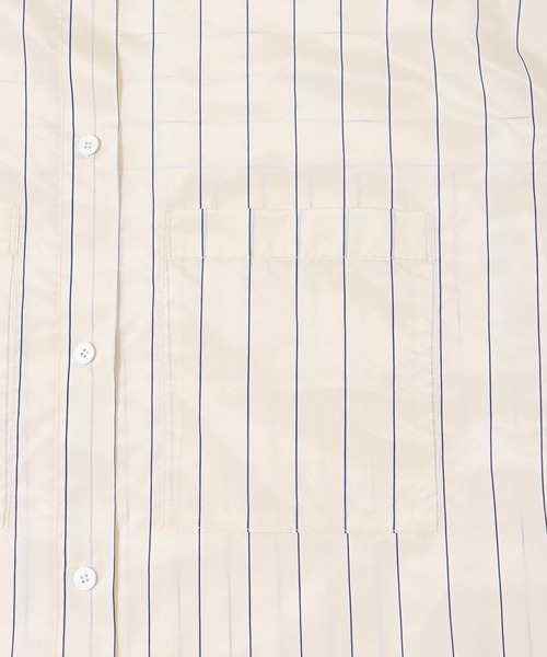 DRESSLAVE(ドレスレイブ)の「pinstripe big shirt(ピンストライプ柄ビッグシャツ)(シャツ/ブラウス・レディース・ベージュ・38)」の14枚目の写真