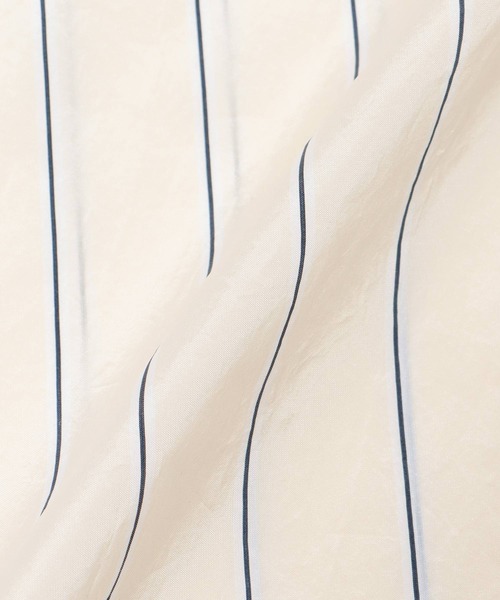 DRESSLAVE(ドレスレイブ)の「pinstripe big shirt(ピンストライプ柄ビッグシャツ)(シャツ/ブラウス・レディース・ベージュ・38)」の8枚目の写真