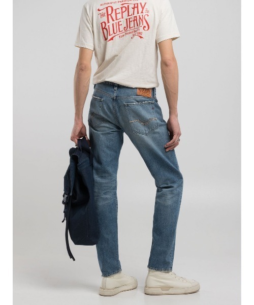 REPLAY（リプレイ）の「ストレートフィットDERYCK オーセンティック リサイクルデニム（デニムパンツ・メンズ・ブルー・W28xL32/W29xL32/W30xL32/W31xL32/W32xL32/W33xL32/W34xL32/W36xL32）」の3枚目の写真