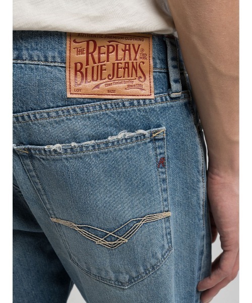 REPLAY（リプレイ）の「ストレートフィットDERYCK オーセンティック リサイクルデニム（デニムパンツ・メンズ・ブルー・W28xL32/W29xL32/W30xL32/W31xL32/W32xL32/W33xL32/W34xL32/W36xL32）」の7枚目の写真