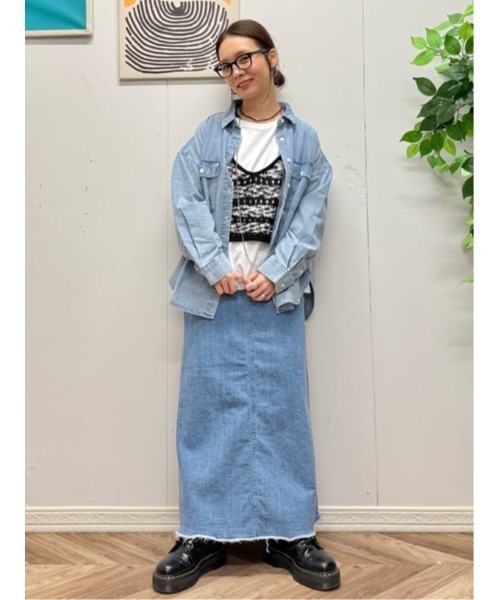 Right-on（ライトオン）の「【OWN】デニムワークシャツ（シャツ/ブラウス・レディース・ダークグレー/ライトインディゴブルー・M/L/XL）」の10枚目の写真