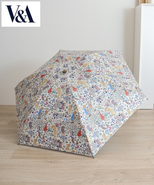 V＆A☆不思議の国のアリス☆晴雨兼用折りたたみ傘グリーン新品 セール】V&A晴雨兼用一級遮光アリス柄ミニ折傘（折りたたみ傘