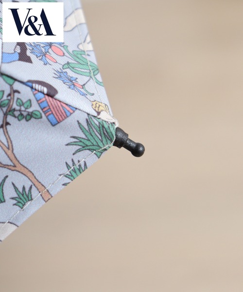 V＆A☆不思議の国のアリス☆晴雨兼用折りたたみ傘グリーン新品 FUNALIVE 折りたたみ傘 V＆A晴雨兼用一級遮光アリス柄深張り2段