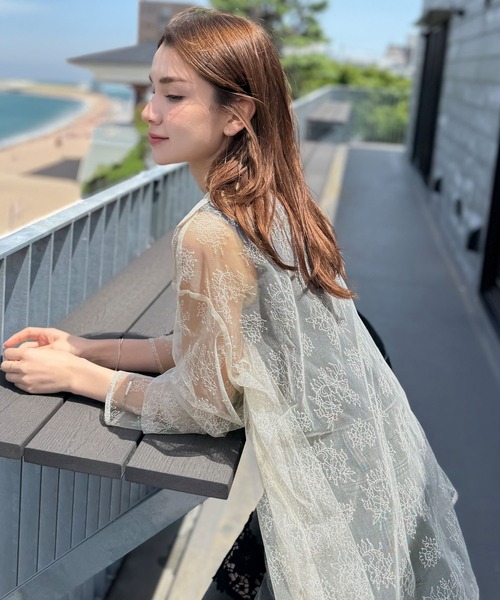 classicalelf(クラシカルエルフ)の「甘さ控えめ、大人の肌魅せ♪チュールレースオーバーシャツ(長袖)紫外線・日焼け対策/冷房対策(シャツ/ブラウス・レディース・ブラック/アイボリー/オフホワイト・LARGE/MEDIUM/SMALL/X-LARGE)」の5枚目の写真