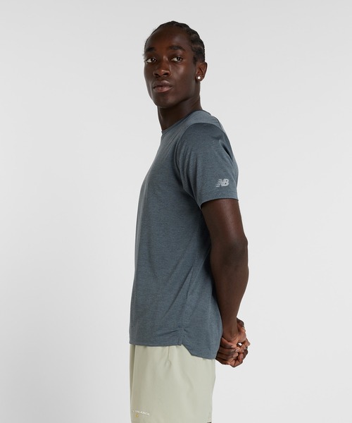 セール】Athletics ランニンググラフィックショートスリーブTシャツ（T
