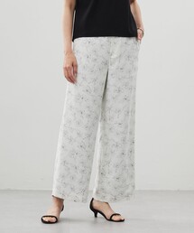 J.PRESS Ladies（J.プレス レディス）の「【洗える】ラインフラワープリント ワイドパンツ（その他パンツ・レディース）」
