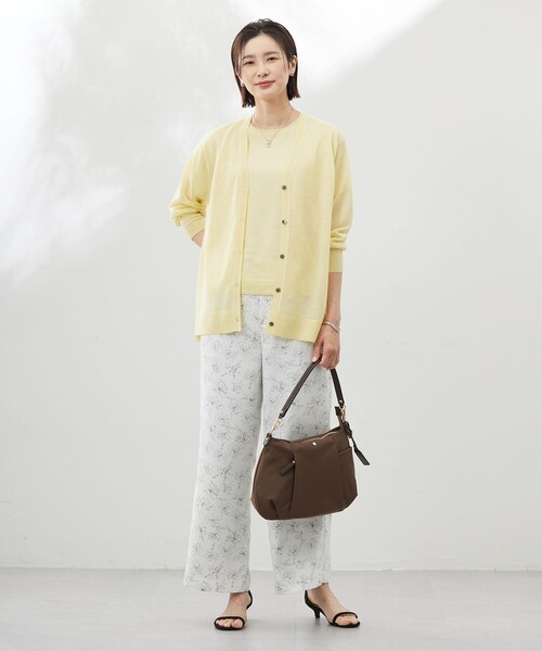 J.PRESS Ladies(J.プレス レディス)の「【洗える】ラインフラワープリント ワイドパンツ(その他パンツ・レディース・アイボリー系5/ネイビー系5・XXS/XS/S)」の11枚目の写真