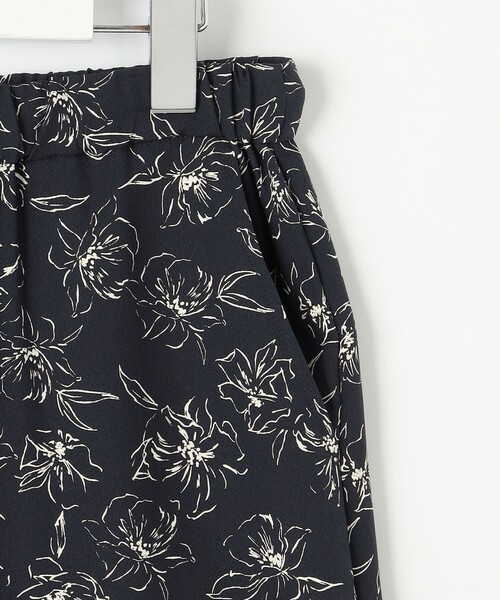 J.PRESS Ladies(J.プレス レディス)の「【洗える】ラインフラワープリント ワイドパンツ(その他パンツ・レディース・アイボリー系5/ネイビー系5・XXS/XS/S)」の19枚目の写真