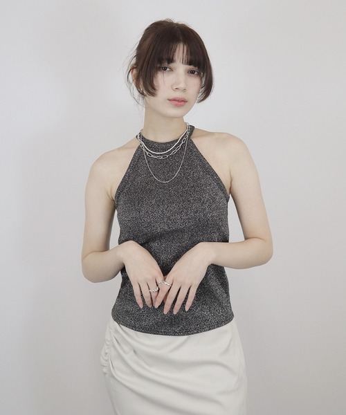 Reurie'（レウリィ）の「【ZOZO限定】ホルターネックタンクトップ／ カップ付き インナー キャミソール アメスリ シンプル 重ね着 レイヤード 肌見せ（タンクトップ・レディース・ピンク/ブラック・FREE）」の5枚目の写真