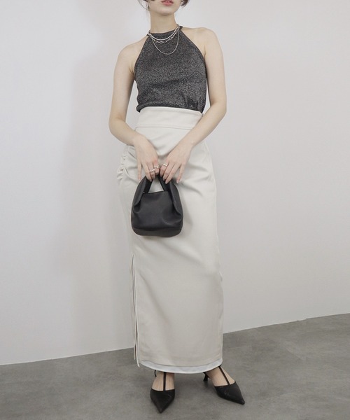 Reurie'（レウリィ）の「【ZOZO限定】ホルターネックタンクトップ／ カップ付き インナー キャミソール アメスリ シンプル 重ね着 レイヤード 肌見せ（タンクトップ・レディース・ピンク/ブラック・FREE）」の19枚目の写真