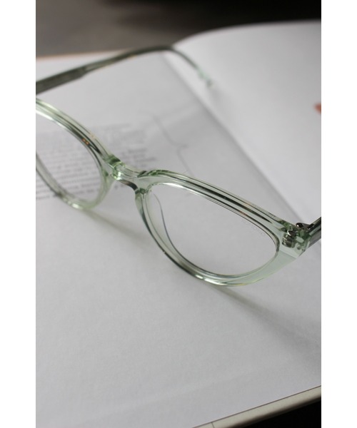 KOMONO.（コモノ）の「「KOMONO/コモノ」 オプティカル 眼鏡 　サングラス 　クリアレンズ　　ベティ（サングラス・レディース・ホワイト/ライム・FREE）」の5枚目の写真