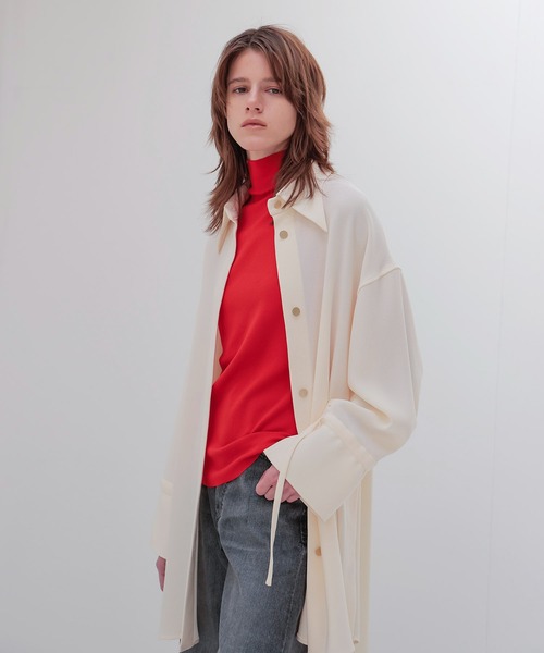 DRESSLAVE(ドレスレイブ)の「spongy georgette shirts(スポンジージョーゼットシャツ)(シャツ/ブラウス・レディース・ホワイト/ネイビー・38)」の1枚目の写真