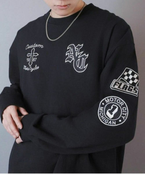 SPINNS（スピンズ）の「袖ロゴ長袖ロンT/クロスロゴワッペン（Tシャツ/カットソー・メンズ・ブラック/ホワイト・ONESIZE）」の2枚目の写真