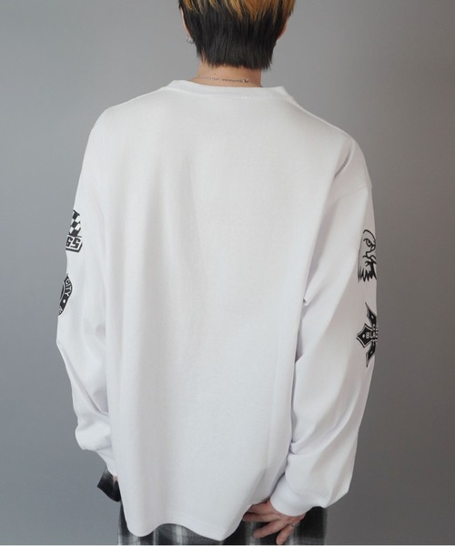 SPINNS（スピンズ）の「袖ロゴ長袖ロンT/クロスロゴワッペン（Tシャツ/カットソー・メンズ・ブラック/ホワイト・ONESIZE）」の22枚目の写真