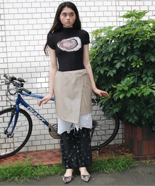 musubore 牡蠣　プリーツプリントトップス　黒 pleatsed print tops / プリーツプリントトップス（Tシャツ