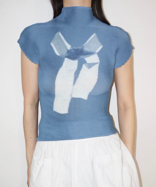 pleatsed print tops / プリーツプリントトップス（Tシャツ