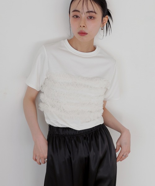 LIAN(リアン)の「フリルチュールビスチェTシャツ(Tシャツ/カットソー・レディース・ホワイト×ブラック/ブラック/オフホワイト・FREE)」の17枚目の写真