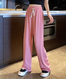 2ly2(�g�D�[���[�g�D�[)�̊؍����X�g���[�g�X�^�C����J�W���A�����C�h�p���c(���̑��p���c)