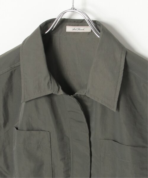 notch.(ノッチ)の「ナイロンミリタリーベスト(ベスト・レディース・ベージュ/アイボリー/チャコール・M)」の9枚目の写真