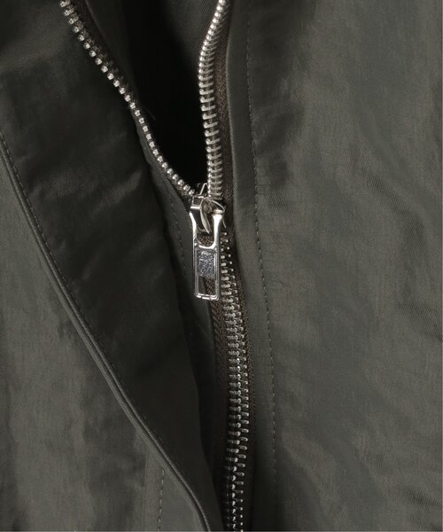 notch.(ノッチ)の「ナイロンミリタリーベスト(ベスト・レディース・ベージュ/アイボリー/チャコール・M)」の6枚目の写真