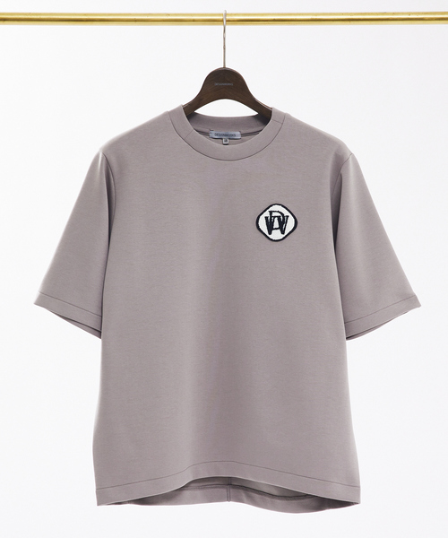 DESIGNWORKS(デザインワークス)の「【定番】サガラワッペン 半袖 Tシャツ(Tシャツ/カットソー・メンズ・グレイッシュベージュ/ブラック/ホワイト・46/50/48)」の1枚目の写真