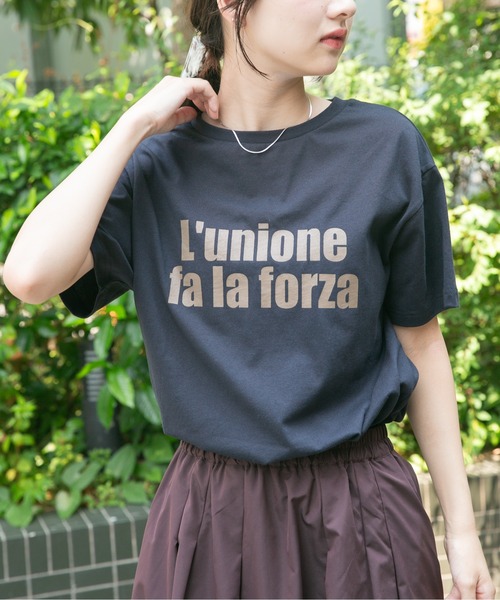 ITEMS URBANRESEARCH（アイテムズ アーバンリサーチ）の「ロゴハンソデTシャツ（Tシャツ/カットソー・レディース・ブルー系その他/ライトカーキ/ホワイト/ベージュ・FREE）」の4枚目の写真