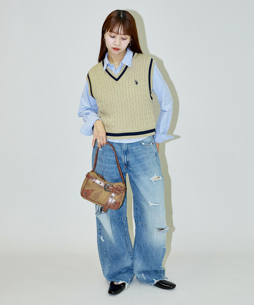 U.S. POLO ASSN.(ユーエスポロアッスン)の「U.S. POLO ASSN. × PUBLUX/ユーエスポロアッスン 別注 チルデンニットベスト 限定展開(ベスト・レディース・チャコールグレー/ベージュ/ブラウン・フリ-)」の8枚目の写真