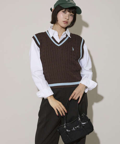U.S. POLO ASSN.(ユーエスポロアッスン)の「U.S. POLO ASSN. × PUBLUX/ユーエスポロアッスン 別注 チルデンニットベスト 限定展開(ベスト・レディース・チャコールグレー/ベージュ/ブラウン・フリ-)」の15枚目の写真