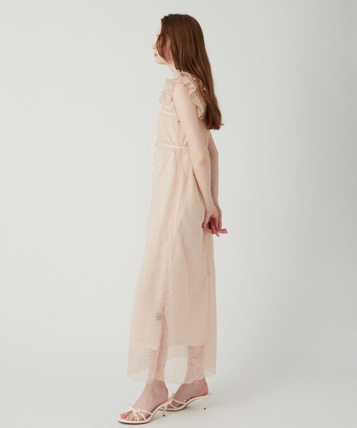 ME COUTURE（ミークチュール）の「シャインレースドレス（ワンピース・レディース・オフホワイト/ベージュ・FREE）」の5枚目の写真
