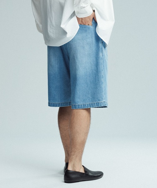 ADAM ET ROPE'（アダムエロペ）の「ダメージデニム バギー イージー ショーツ / ADAM ET ROPE' JEANS（デニムパンツ・メンズ・サックスブルー/ブラック系その他3・M/L）」の16枚目の写真