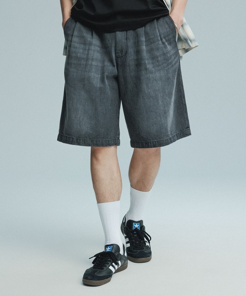 ADAM ET ROPE'（アダムエロペ）の「ダメージデニム バギー イージー ショーツ / ADAM ET ROPE' JEANS（デニムパンツ・メンズ・サックスブルー/ブラック系その他3・M/L）」の21枚目の写真