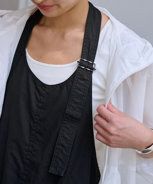 FRAMeWORK（フレームワーク）の「エンシュクウェザーホルターサロペット（サロペット/オーバーオール・レディース・ブラック/ブラウン・FREE）」の14枚目の写真