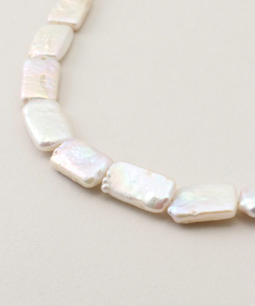 Spick & Span(スピックアンドスパン)の「MIHOKO SAKAI / ミホコサカイ スクエアパールネックレス(ネックレス・レディース・シルバー・FREE)」の8枚目の写真