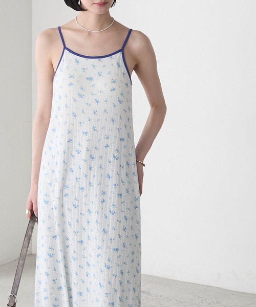 forksy.(フォルクシー)の「【forksy.】【サイズ展開あり】カップ付き 裾メロー&スリット キャミワンピ(ワンピース・レディース・オフホワイト/グレイッシュベージュ・L/M)」の9枚目の写真