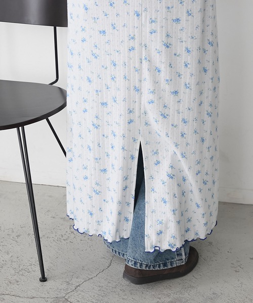 forksy.(フォルクシー)の「【forksy.】【サイズ展開あり】カップ付き 裾メロー&スリット キャミワンピ(ワンピース・レディース・オフホワイト/グレイッシュベージュ・L/M)」の13枚目の写真