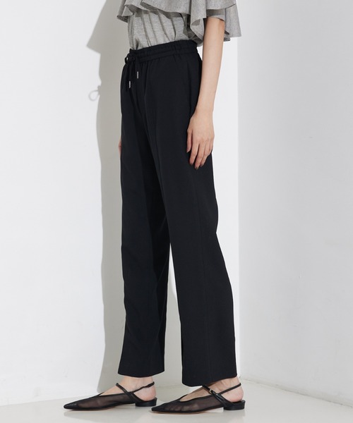 qualite（カリテ）の「バックサテンジョーゼットベンツパンツ/夏服/オフィスカジュアル（スラックス・レディース・イエロー系その他/ブラック/モカ・36/38/34）」の14枚目の写真