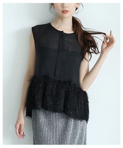 Sawa a la mode(サワアラモード)の「異素材シャギーノースリーブシアーブラウス(シャツ/ブラウス・レディース・ブラック/ホワイト/モカ・FREE)」の5枚目の写真