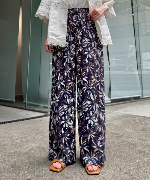 CIAOPANIC TYPY(チャオパニックティピー)の「■バティック柄イージーパンツ(その他パンツ・レディース・ネイビー/レッド/ブラック・MEDIUM/SMALL)」の1枚目の写真