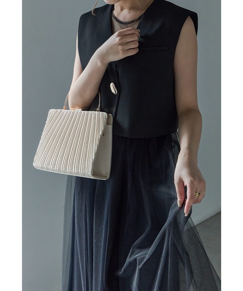 niana（ニアナ）の「サテンプリーツハンドバッグ パーティーバッグ 2way ショルダー 結婚式 二次会 成人式 同窓会 お呼ばれ フォーマル オケージョン（ハンドバッグ・レディース・ベージュ/シルバー/ブラック・FREE）」の5枚目の写真
