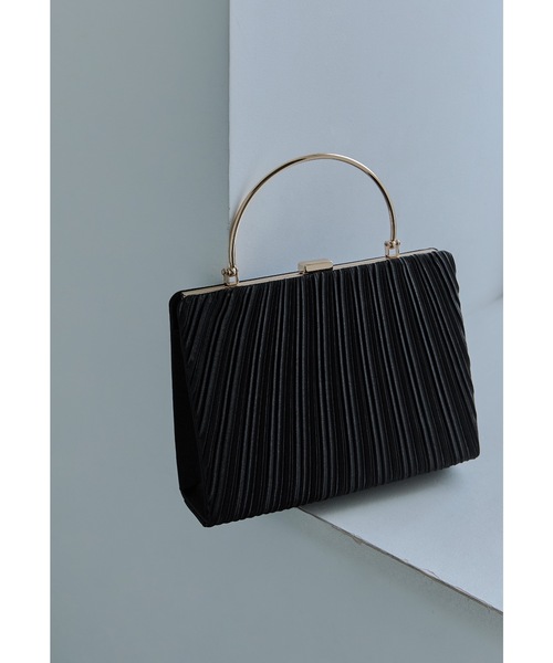 niana（ニアナ）の「サテンプリーツハンドバッグ パーティーバッグ 2way ショルダー 結婚式 二次会 成人式 同窓会 お呼ばれ フォーマル オケージョン（ハンドバッグ・レディース・ベージュ/シルバー/ブラック・FREE）」の10枚目の写真