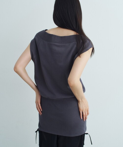 CODE A（コードエー）の「off－shoulder sleeveless tops（Tシャツ/カットソー・レディース・グレー/ライトグレー/ホワイト・00）」の13枚目の写真