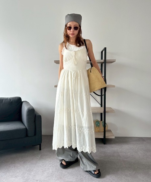 HANNE（アン）の「エンブロイダリーコットンキャミワンピース（ワンピース・レディース・ホワイト/ベージュ・FREE）」の16枚目の写真