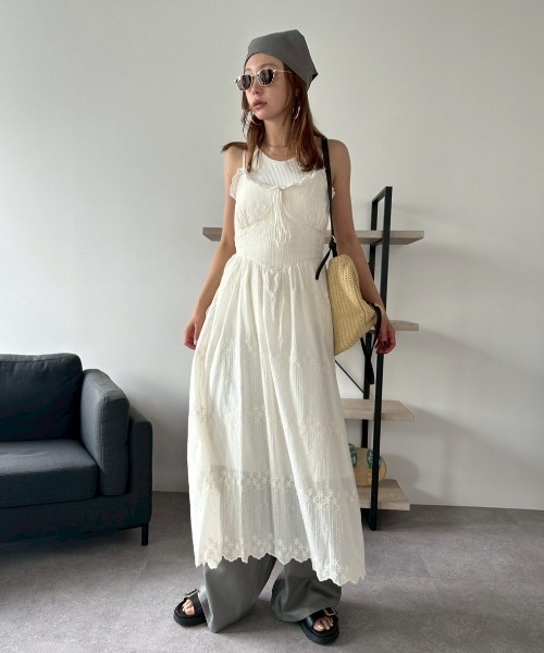 HANNE（アン）の「エンブロイダリーコットンキャミワンピース（ワンピース・レディース・ホワイト/ベージュ・FREE）」の14枚目の写真
