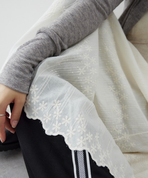 HANNE（アン）の「エンブロイダリーコットンキャミワンピース（ワンピース・レディース・ホワイト/ベージュ・FREE）」の6枚目の写真