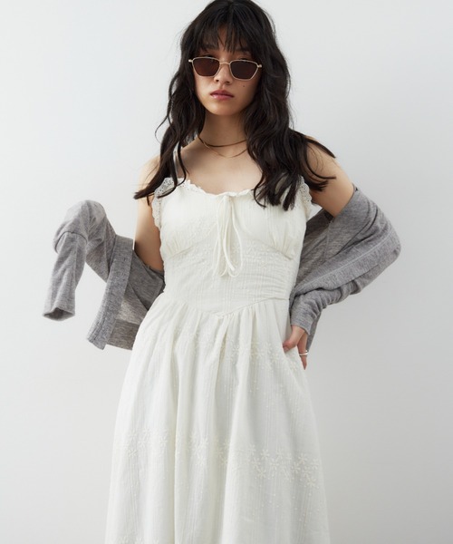 HANNE（アン）の「エンブロイダリーコットンキャミワンピース（ワンピース・レディース・ホワイト/ベージュ・FREE）」の12枚目の写真