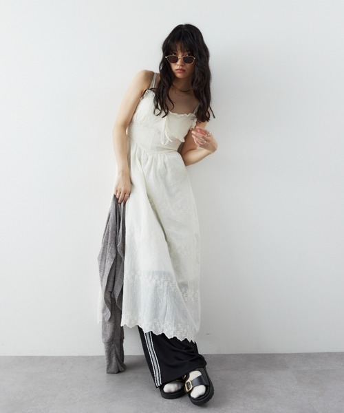 HANNE（アン）の「エンブロイダリーコットンキャミワンピース（ワンピース・レディース・ホワイト/ベージュ・FREE）」の11枚目の写真