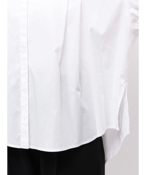 ELENDEEK（エレンディーク）の「スキッパーボリュームスリーブブラウス（シャツ/ブラウス・レディース・ブラック/オフホワイト/ダークオレンジ・FREE）」の12枚目の写真