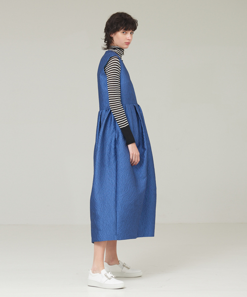 DESIGNWORKS(デザインワークス)の「フクレ無地JQワンピース(ワンピース・レディース・ホワイト/ブルー・38)」の8枚目の写真