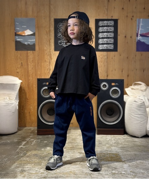 GROOVY COLORS(グルービーカラーズ)の「GRS SKATE DOG Long Sleeve Tee(Tシャツ/カットソー・キッズ・ブラック・115/125/105)」の4枚目の写真