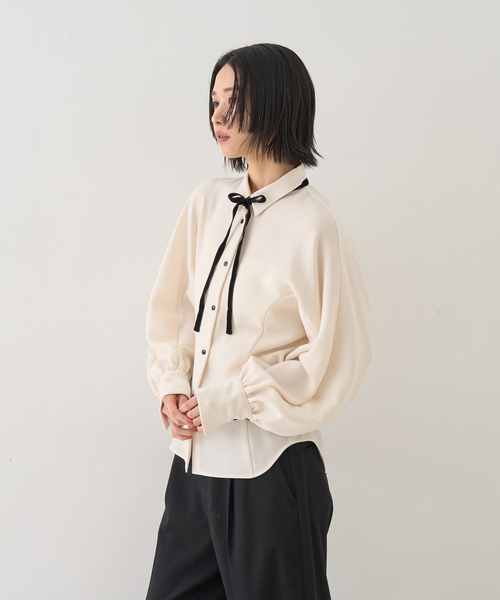 Rouge vif(ルージュヴィフ)の「リボン付きブラウス(シャツ/ブラウス・レディース・ブラック/アイボリー・フリー)」の6枚目の写真